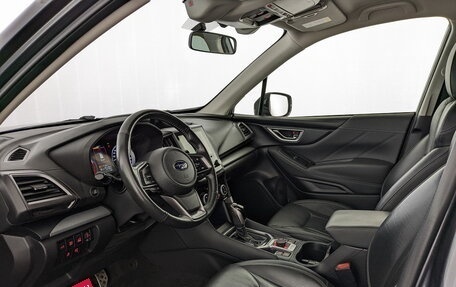 Subaru Forester, 2020 год, 2 800 000 рублей, 15 фотография
