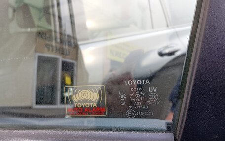 Toyota Land Cruiser Prado 150 рестайлинг 2, 2021 год, 6 800 000 рублей, 12 фотография