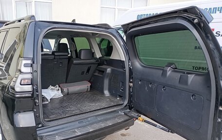 Toyota Land Cruiser Prado 150 рестайлинг 2, 2021 год, 6 800 000 рублей, 14 фотография