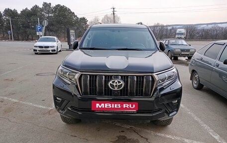 Toyota Land Cruiser Prado 150 рестайлинг 2, 2021 год, 6 800 000 рублей, 2 фотография