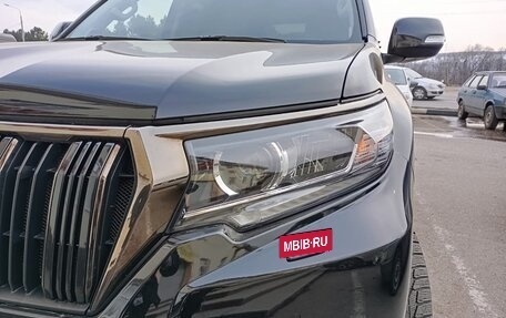Toyota Land Cruiser Prado 150 рестайлинг 2, 2021 год, 6 800 000 рублей, 18 фотография