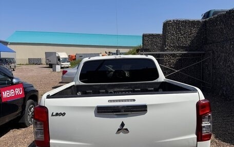 Mitsubishi L200 IV рестайлинг, 2020 год, 2 300 000 рублей, 9 фотография