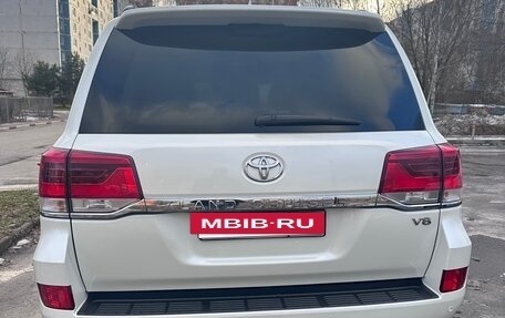 Toyota Land Cruiser 200, 2015 год, 4 100 000 рублей, 5 фотография