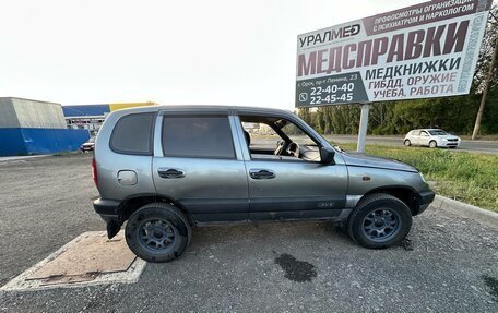 Chevrolet Niva I рестайлинг, 2006 год, 380 000 рублей, 2 фотография