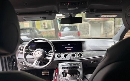 Mercedes-Benz E-Класс, 2021 год, 3 150 000 рублей, 5 фотография