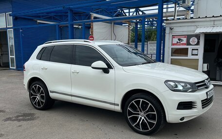 Volkswagen Touareg III, 2011 год, 1 699 000 рублей, 5 фотография