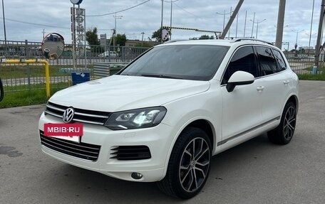 Volkswagen Touareg III, 2011 год, 1 699 000 рублей, 3 фотография