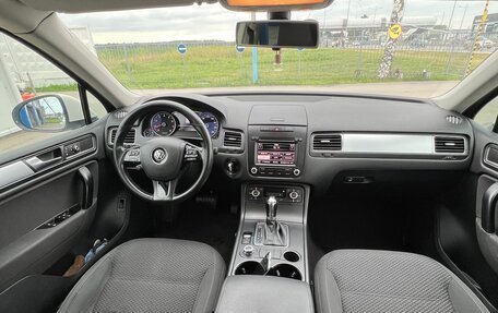 Volkswagen Touareg III, 2011 год, 1 699 000 рублей, 16 фотография