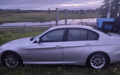 BMW 3 серия, 2011 год, 880 000 рублей, 4 фотография