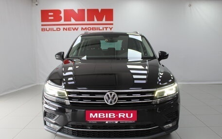 Volkswagen Tiguan II, 2018 год, 2 770 000 рублей, 8 фотография