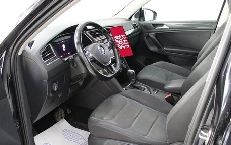 Volkswagen Tiguan II, 2018 год, 2 770 000 рублей, 10 фотография