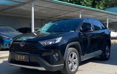 Toyota RAV4, 2022 год, 2 300 000 рублей, 1 фотография