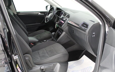 Volkswagen Tiguan II, 2018 год, 2 770 000 рублей, 12 фотография
