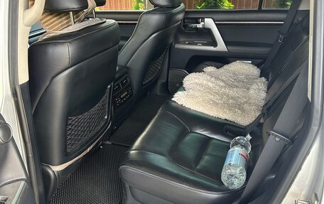 Toyota Land Cruiser 200, 2012 год, 4 200 000 рублей, 4 фотография