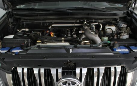 Toyota Land Cruiser Prado 150 рестайлинг 2, 2010 год, 2 885 000 рублей, 10 фотография