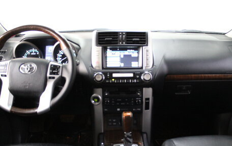 Toyota Land Cruiser Prado 150 рестайлинг 2, 2010 год, 2 885 000 рублей, 14 фотография