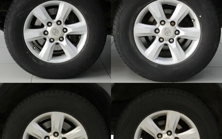 Toyota Land Cruiser Prado 150 рестайлинг 2, 2010 год, 2 885 000 рублей, 17 фотография