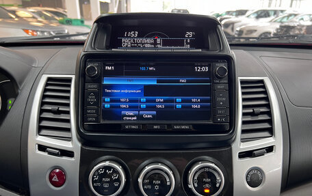Mitsubishi Pajero Sport II рестайлинг, 2015 год, 1 295 000 рублей, 21 фотография