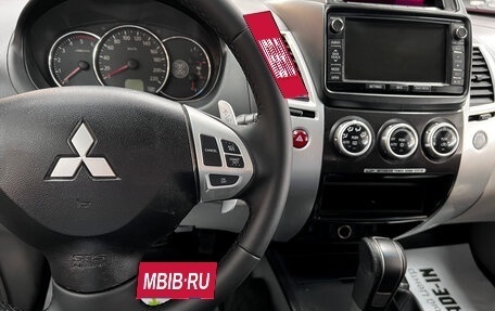 Mitsubishi Pajero Sport II рестайлинг, 2015 год, 1 295 000 рублей, 20 фотография