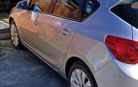 Opel Astra J, 2012 год, 720 000 рублей, 18 фотография