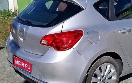 Opel Astra J, 2012 год, 720 000 рублей, 4 фотография
