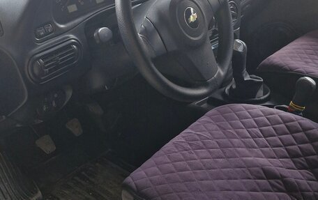 Chevrolet Niva I рестайлинг, 2004 год, 533 000 рублей, 4 фотография