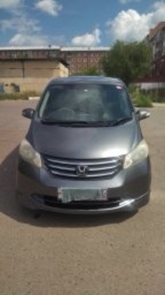 Honda Freed I, 2010 год, 880 рублей, 1 фотография
