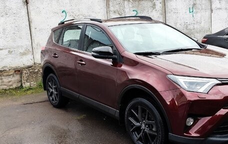 Toyota RAV4, 2019 год, 2 950 000 рублей, 2 фотография