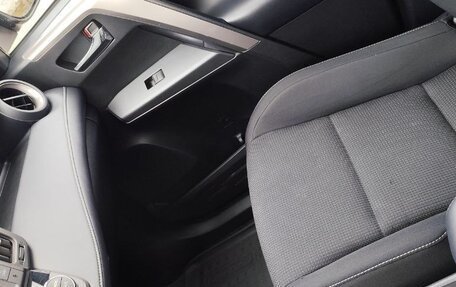 Toyota RAV4, 2019 год, 2 950 000 рублей, 11 фотография