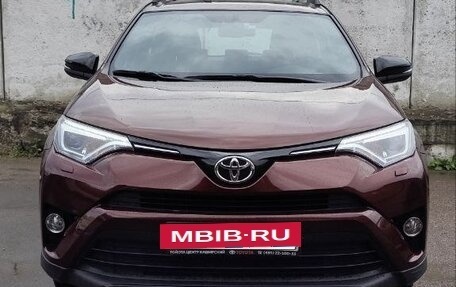 Toyota RAV4, 2019 год, 2 950 000 рублей, 3 фотография