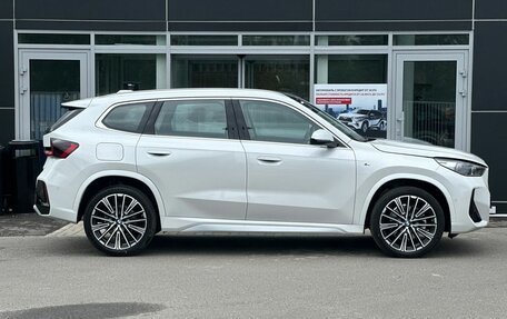 BMW X1, 2024 год, 5 900 000 рублей, 4 фотография