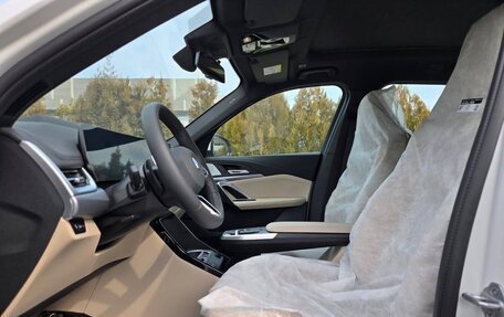 BMW X1, 2022 год, 2 800 000 рублей, 8 фотография