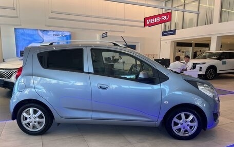 Chevrolet Spark III, 2021 год, 1 200 000 рублей, 4 фотография