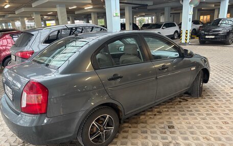 Hyundai Verna II, 2007 год, 355 000 рублей, 3 фотография