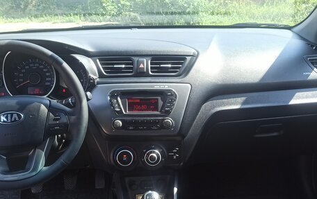 KIA Rio III рестайлинг, 2014 год, 950 000 рублей, 3 фотография