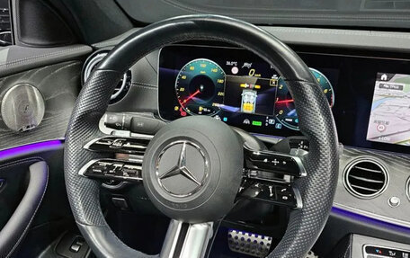 Mercedes-Benz E-Класс, 2022 год, 4 350 000 рублей, 8 фотография