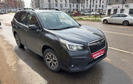 Subaru Forester, 2019 год, 1 850 000 рублей, 2 фотография