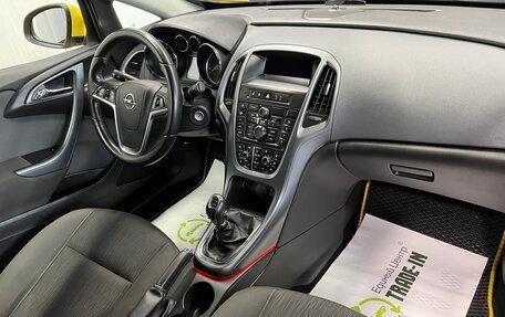 Opel Astra J, 2011 год, 945 000 рублей, 15 фотография