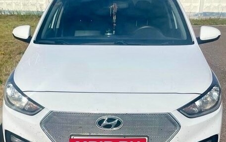 Hyundai Solaris II рестайлинг, 2019 год, 1 349 000 рублей, 8 фотография