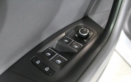 Volkswagen Touareg III, 2020 год, 4 750 000 рублей, 20 фотография