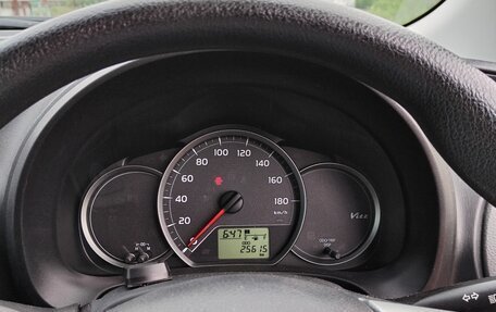 Toyota Vitz, 2012 год, 760 000 рублей, 16 фотография