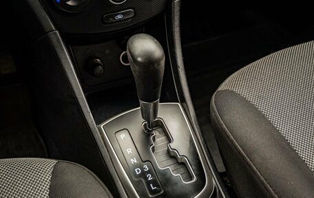 Hyundai Solaris II рестайлинг, 2012 год, 800 000 рублей, 17 фотография
