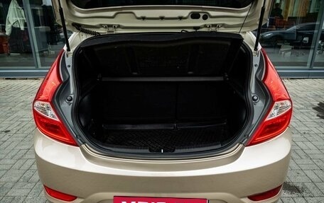 Hyundai Solaris II рестайлинг, 2012 год, 800 000 рублей, 18 фотография