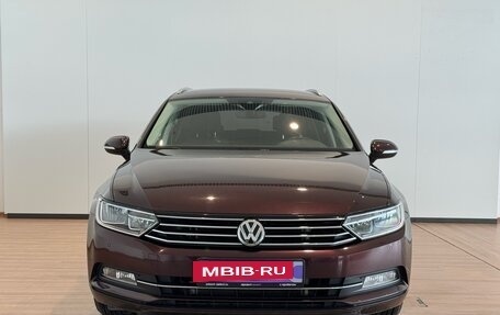 Volkswagen Passat B8 рестайлинг, 2018 год, 1 920 000 рублей, 2 фотография