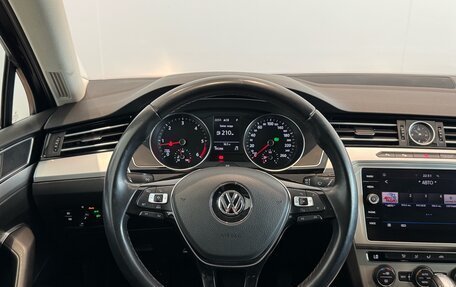 Volkswagen Passat B8 рестайлинг, 2018 год, 1 920 000 рублей, 15 фотография