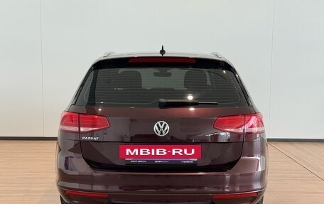 Volkswagen Passat B8 рестайлинг, 2018 год, 1 920 000 рублей, 6 фотография