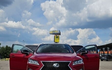 Lexus RX IV рестайлинг, 2017 год, 5 000 000 рублей, 1 фотография