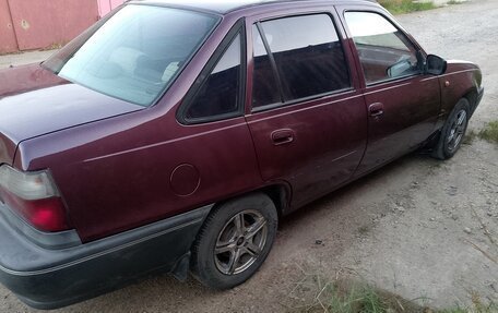 Daewoo Nexia I рестайлинг, 1999 год, 68 000 рублей, 8 фотография