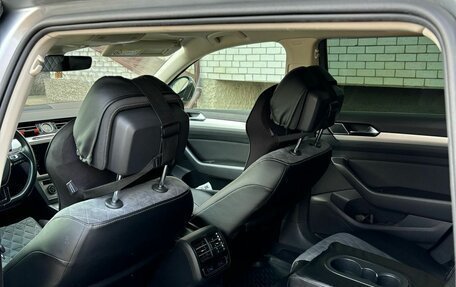 Volkswagen Passat B8 рестайлинг, 2017 год, 2 075 000 рублей, 12 фотография