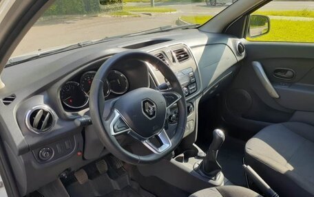 Renault Logan II, 2019 год, 750 000 рублей, 20 фотография
